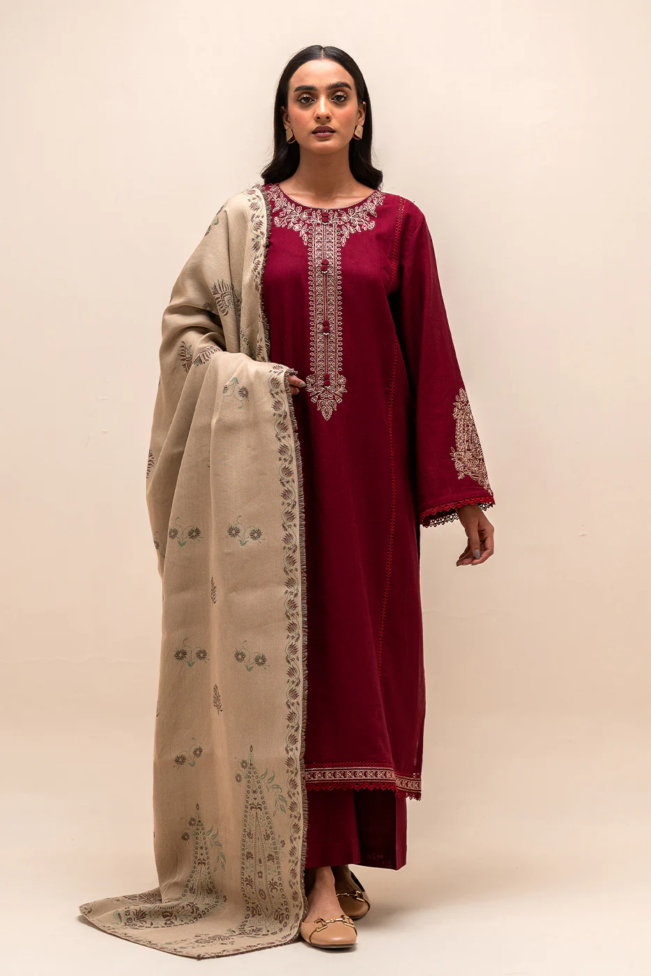 3 PIECE EMBROIDERED KHADDAR SUIT-BURGANDY AURA (UNSTITCHED) - Image 2