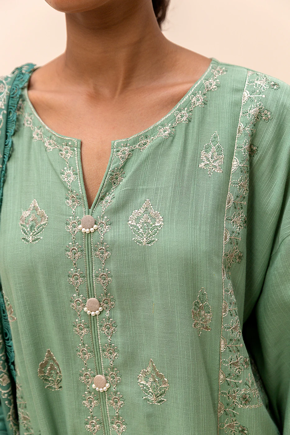 3 PIECE EMBROIDERED KHADDAR SUIT-FERN BLISS (UNSTITCHED) - Image 6