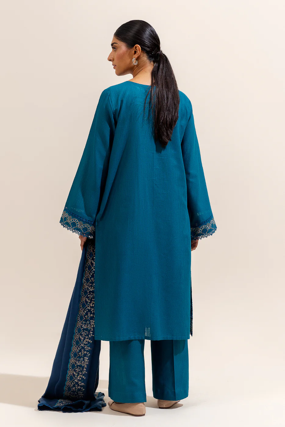 3 PIECE EMBROIDERED KHADDAR SUIT-GARDEN BLISS (UNSTITCHED) - Image 5