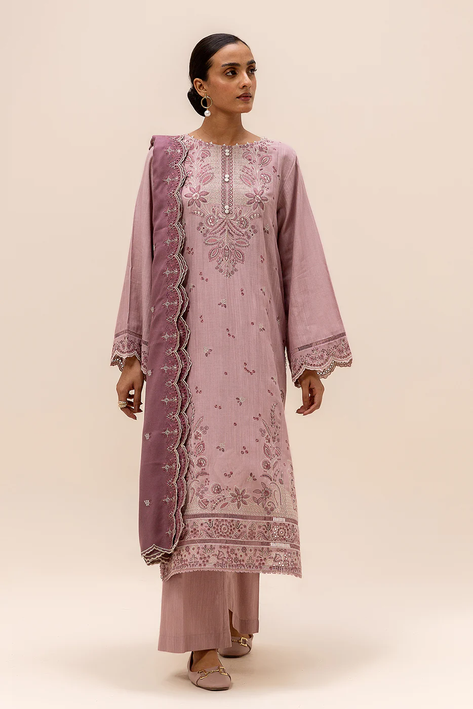 3 PIECE EMBROIDERED KHADDAR SUIT-BRITTANY ROSE (UNSTITCHED) - Image 3