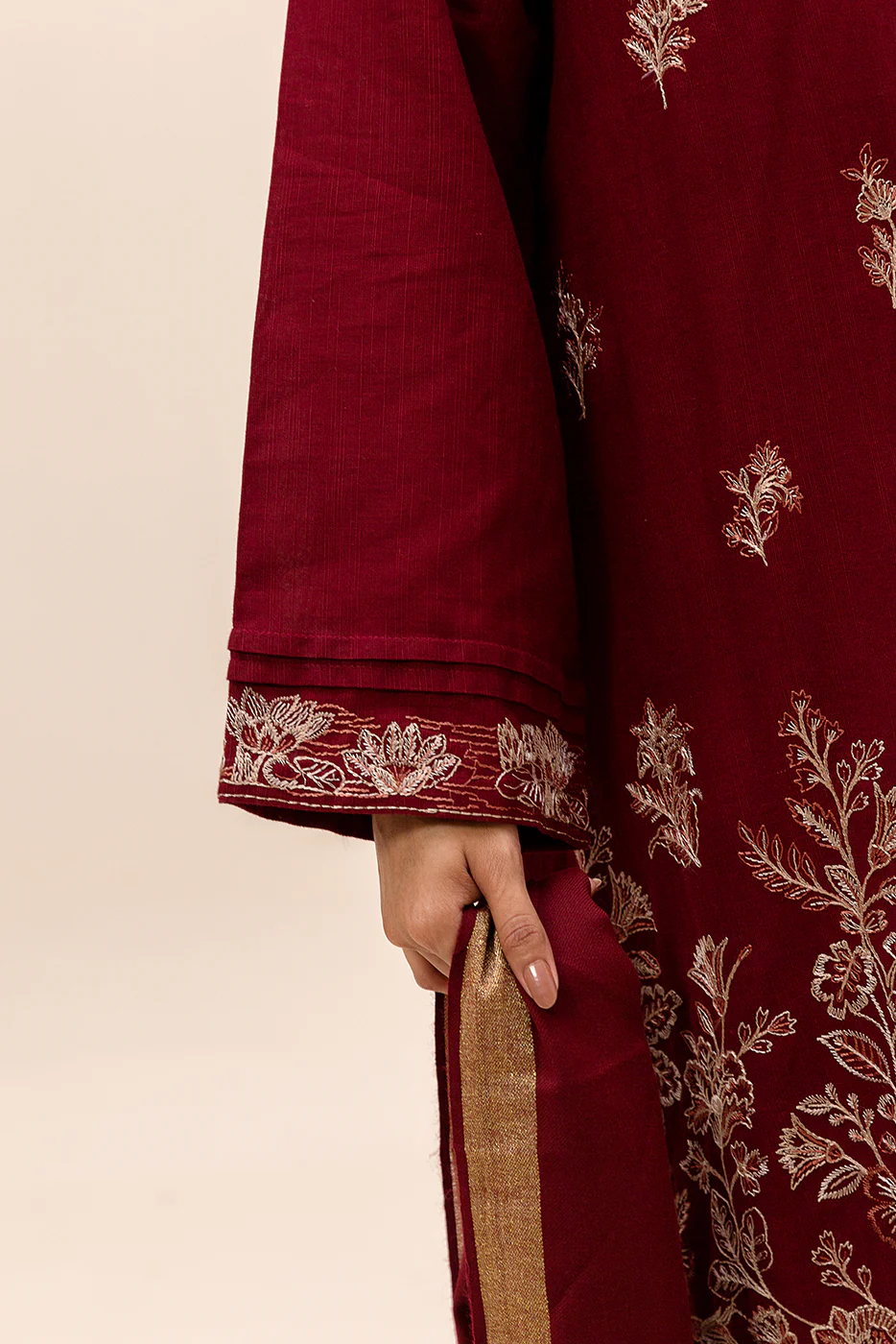 3 PIECE EMBROIDERED KHADDAR SUIT-GARNET VERVE (UNSTITCHED) - Image 6