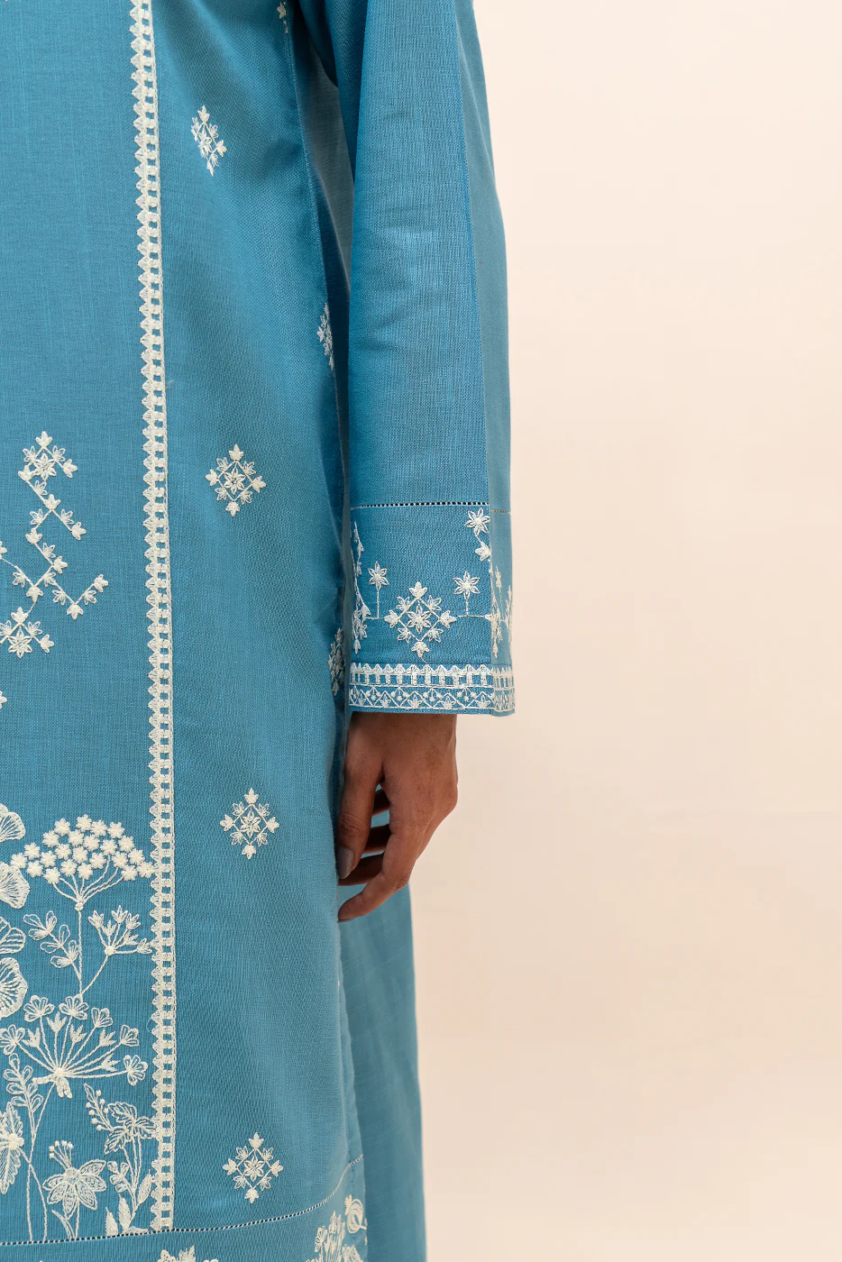 2 PIECE EMBROIDERED KHADDAR SUIT-CAROLINA MAZE (UNSTITCHED) - Image 5