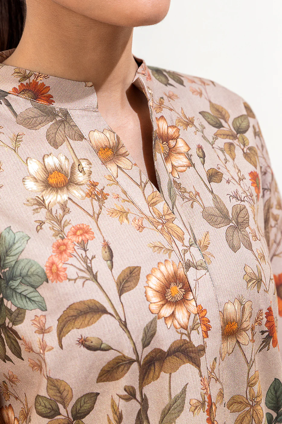 2 PIECE PRINTED LINEN SUIT-FALL GARLAND (UNSTITCHED) - Image 4