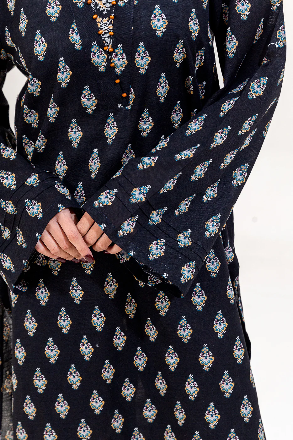 2 PIECE PRINTED KHADDAR SUIT-SABLE SERENE (UNSTITCHED) - Image 5