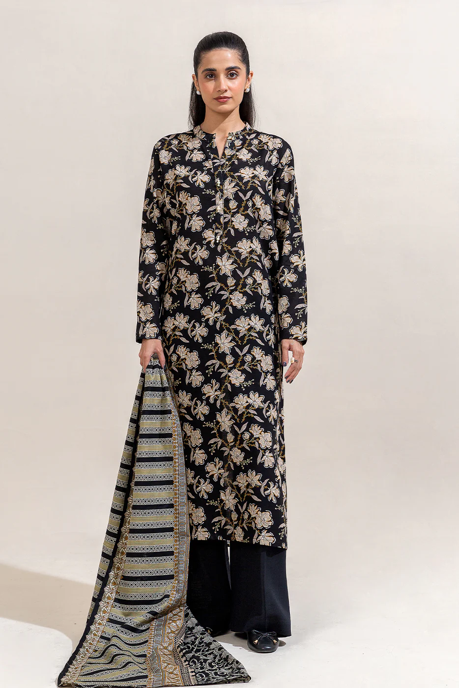 2 PIECE PRINTED KHADDAR SUIT-PEBBLE  AURA (UNSTITCHED) - Image 2
