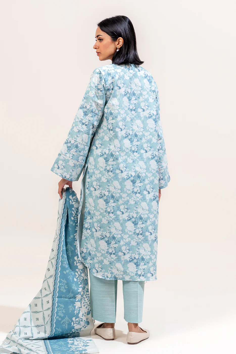 3 PIECE PRINTED KHADDAR SUIT-SAPPHIRE BLOOM (UNSTITCHED) - Image 3