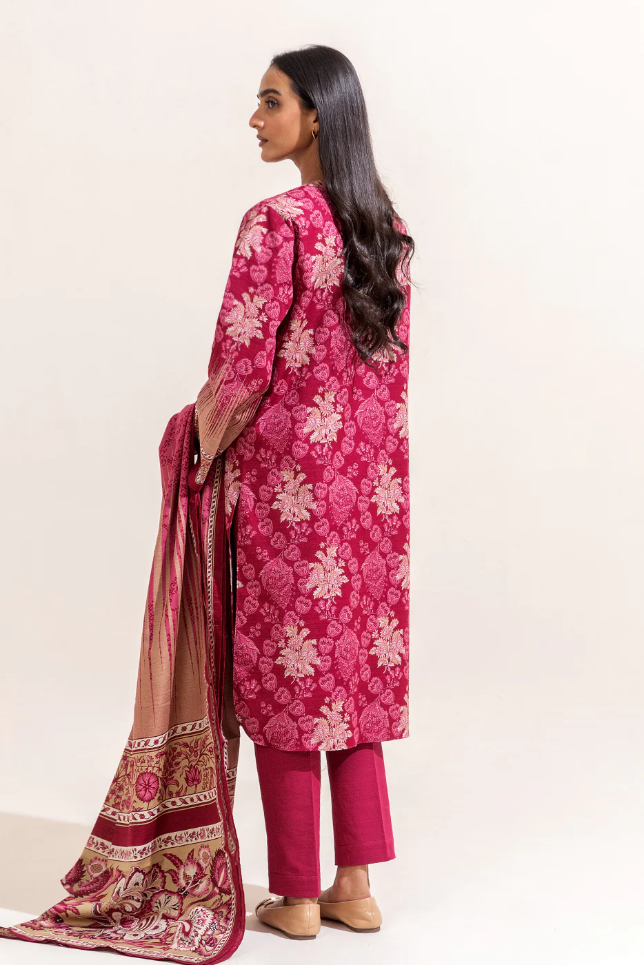 3 PIECE PRINTED KHADDAR SUIT-SCARLET BLOOM (UNSTITCHED) - Image 2