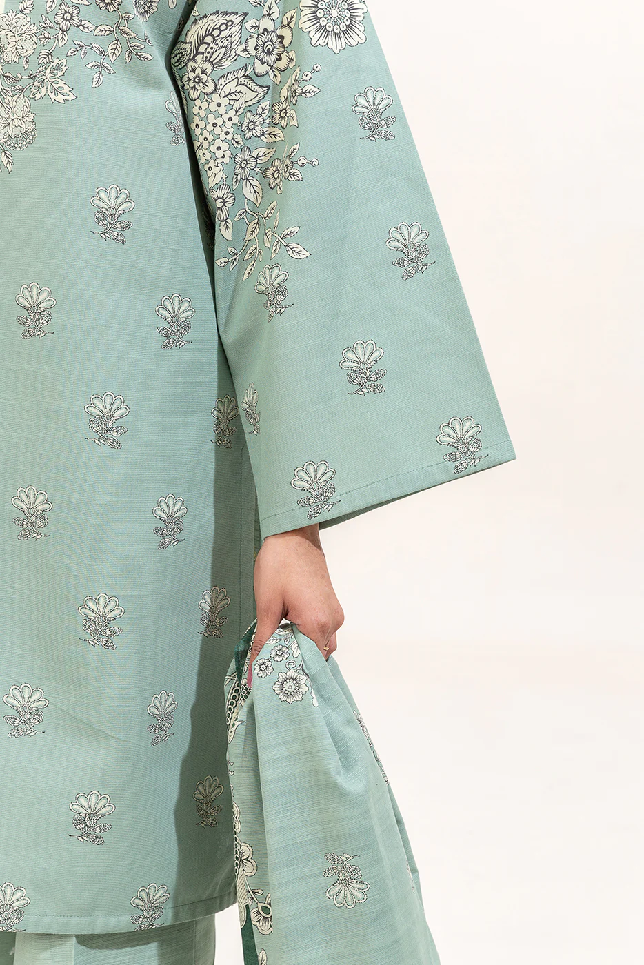 3 PIECE PRINTED KHADDAR SUIT-MINT BLISS (UNSTITCHED) - Image 5