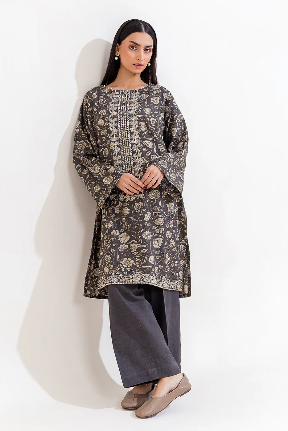 2 PIECE EMBROIDERED KHADDAR SUIT-SHADOW NOIR (UNSTITCHED) - Image 2