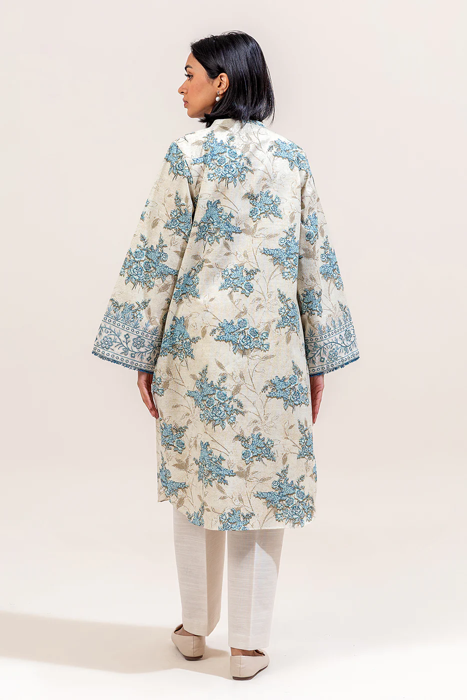 2 PIECE EMBROIDERED KHADDAR SUIT-CERULEAN BUNCH (UNSTITCHED) - Image 3