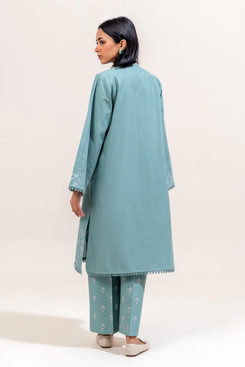 2 PIECE EMBROIDERED KHADDAR SUIT-OCEAN VERVE (UNSTITCHED) - Image 3