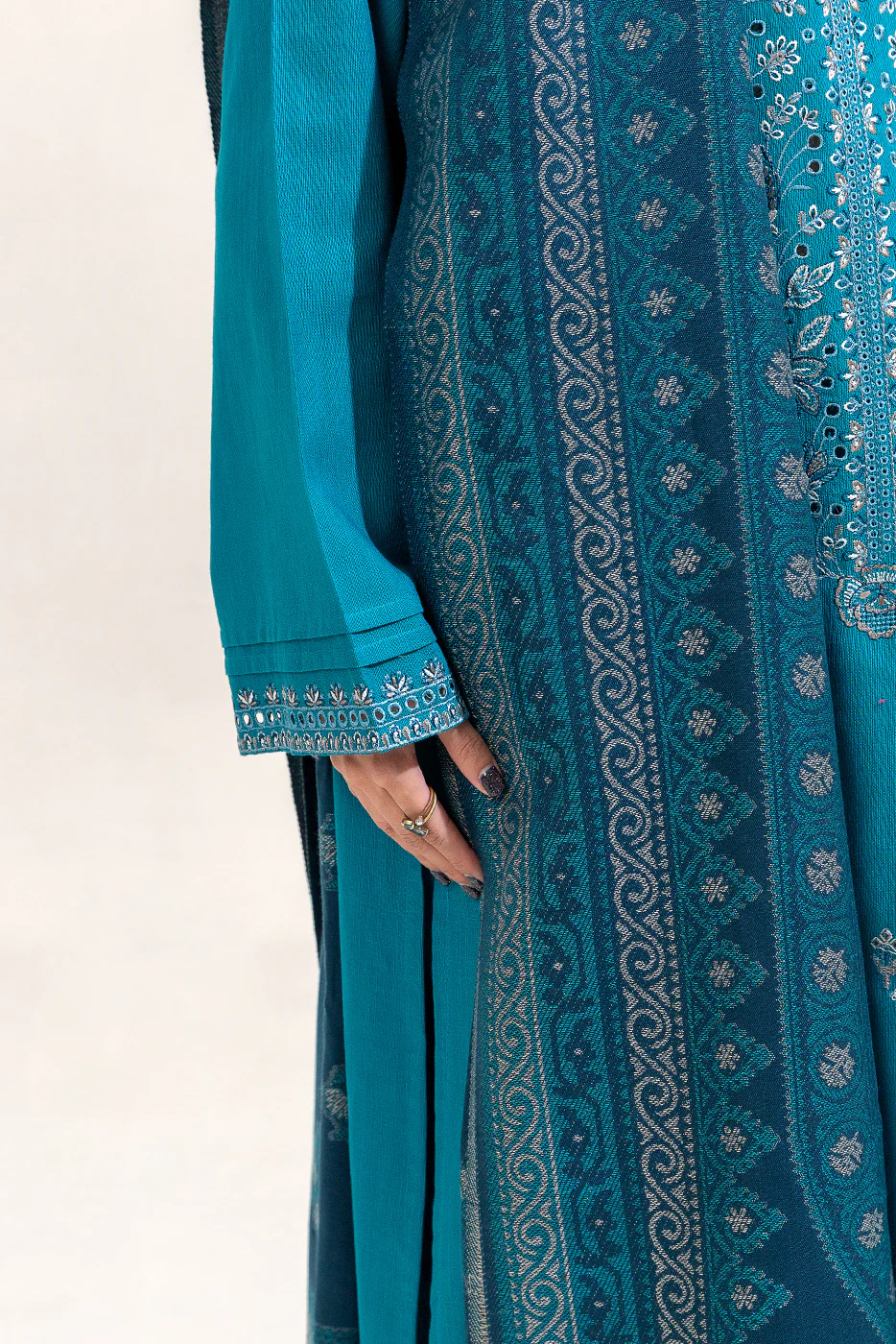 3 PIECE EMBROIDERED KHADDAR SUIT-CERULEAN CHARM (UNSTITCHED) - Image 2