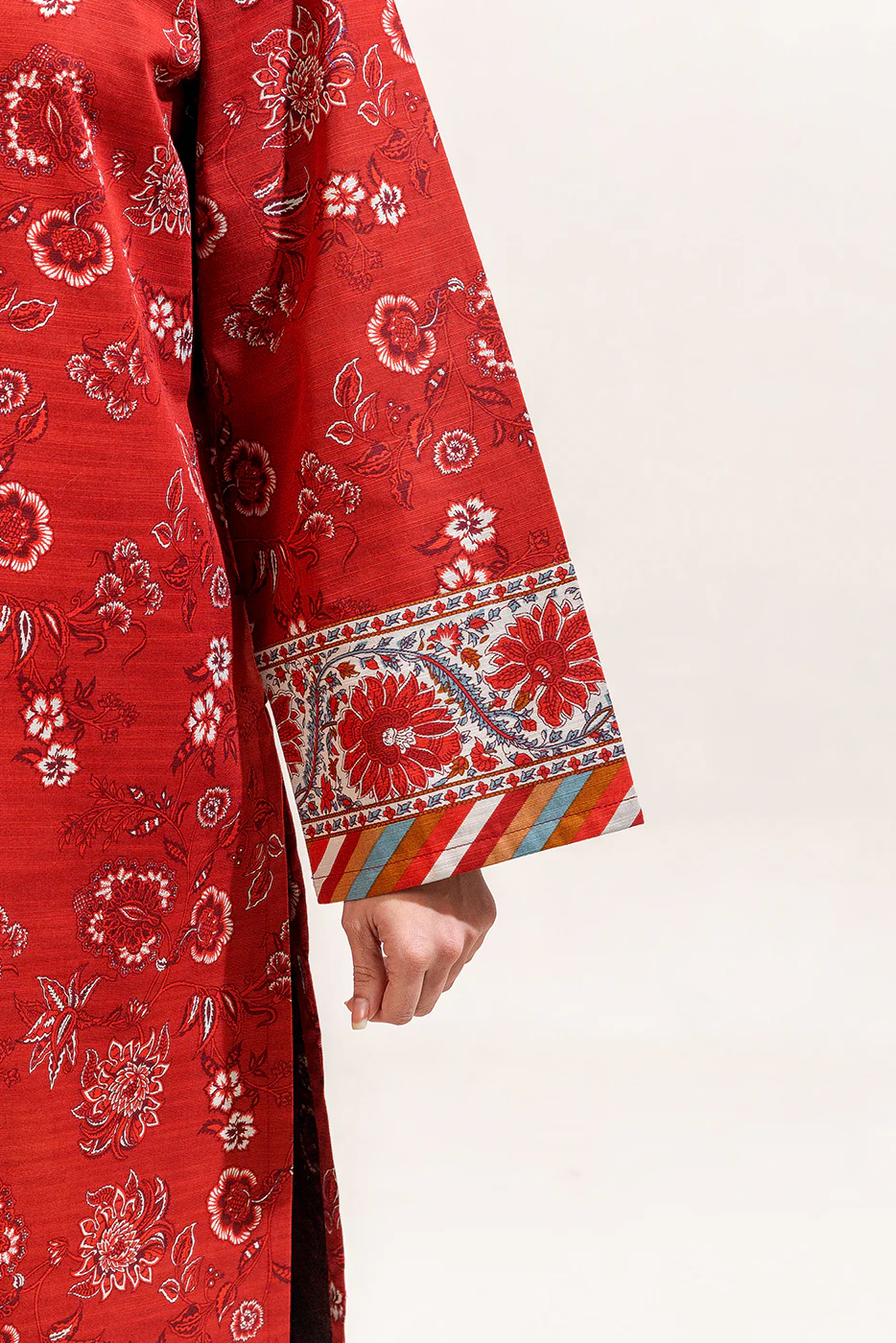 3 PIECE PRINTED KHADDAR SUIT-SCARLET BLOOM (UNSTITCHED) - Image 6