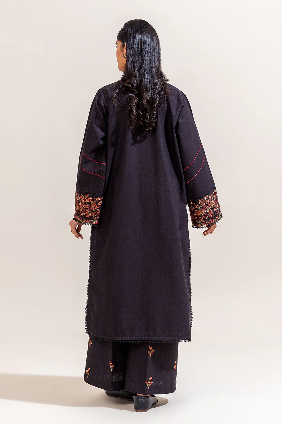 2 PIECE EMBROIDERED KHADDAR SUIT-EBONY CHARM (UNSTITCHED) - Image 3