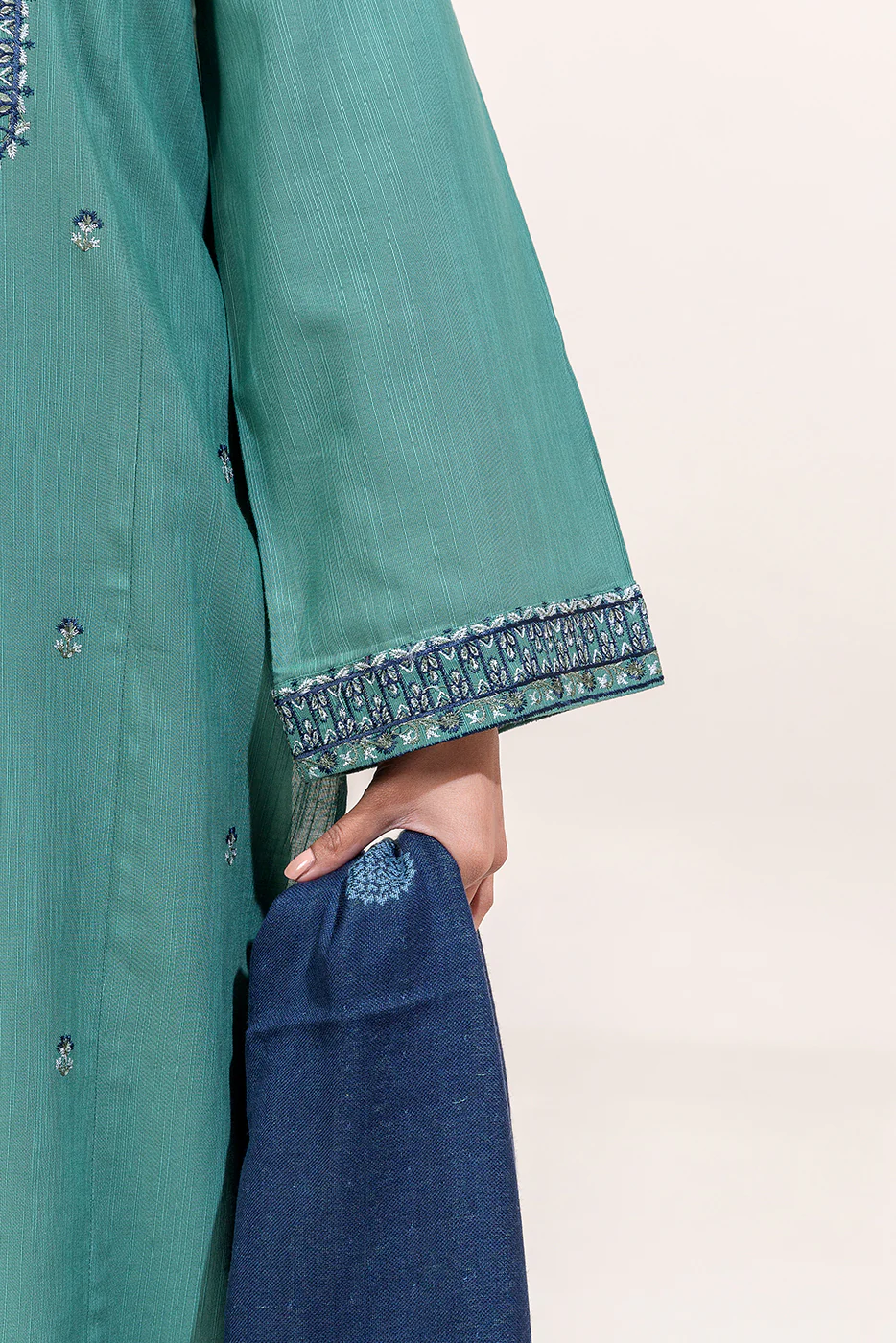 3 PIECE EMBROIDERED KHADDAR SUIT-TURKISH BLUE (UNSTITCHED) - Image 7