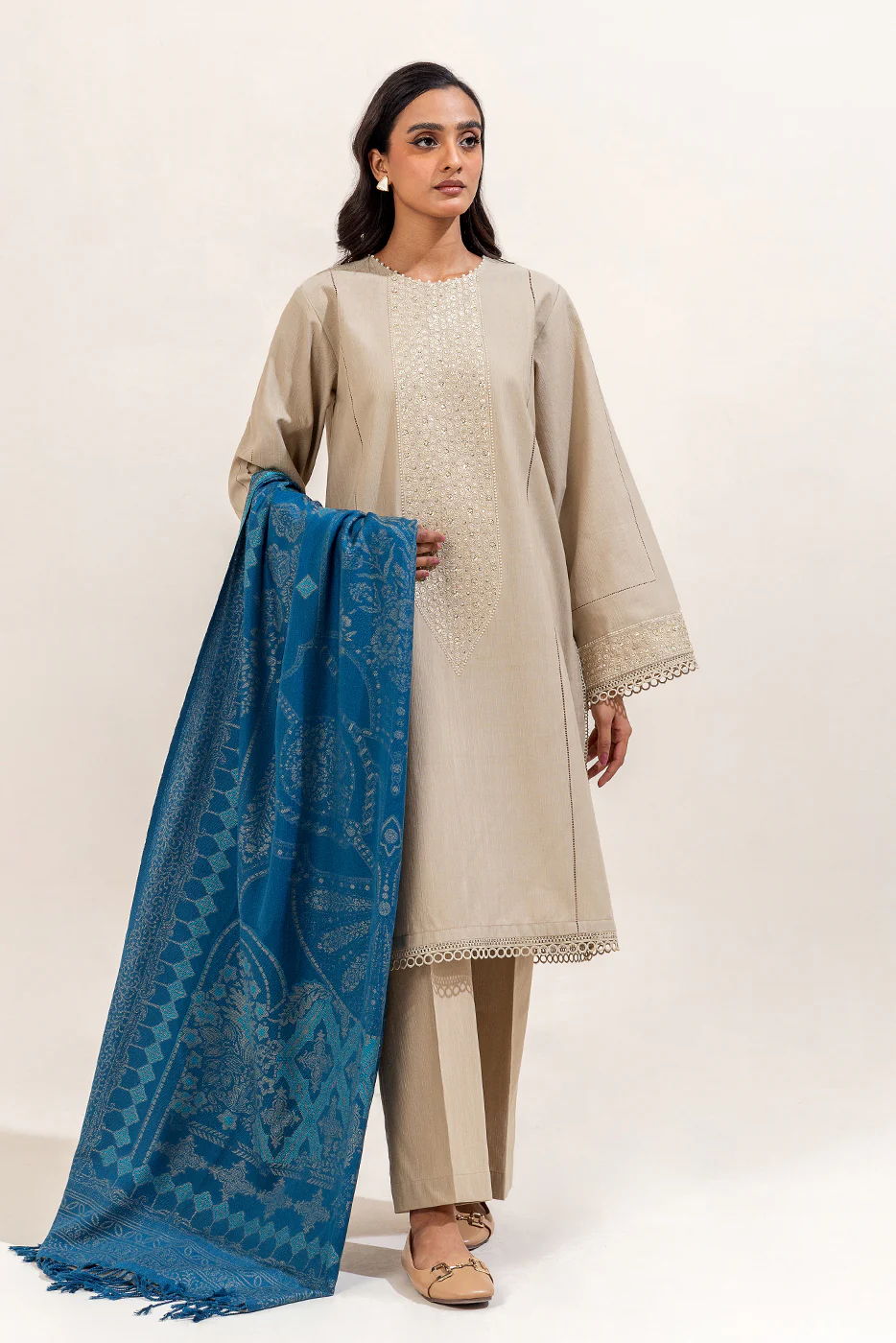 3 PIECE EMBROIDERED KHADDAR SUIT-SANDY BLUE (UNSTITCHED) - Image 3