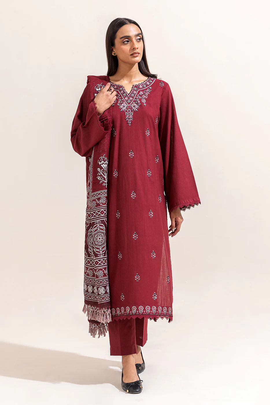 3 PIECE EMBROIDERED KHADDAR SUIT-GARNET WEFT (UNSTITCHED) - Image 4