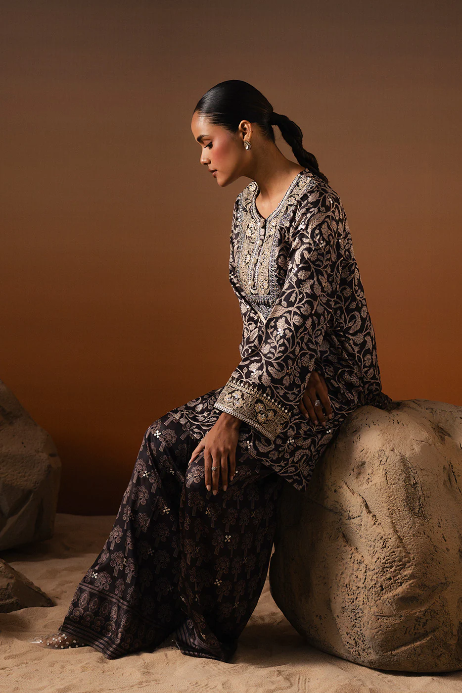 2 PIECE EMBROIDERED SHAMOZE SILK SUIT (LUXURY PRET) - Image 8