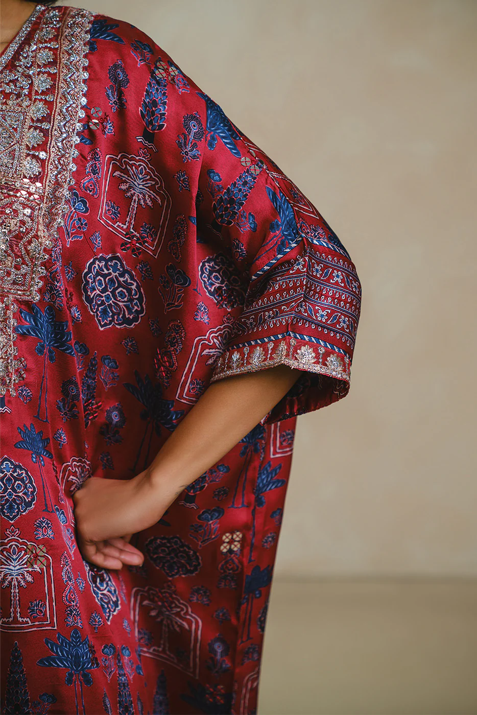 EMBROIDERED SHAMOZE SILK SHIRT (LUXURY-PRET) - Image 8