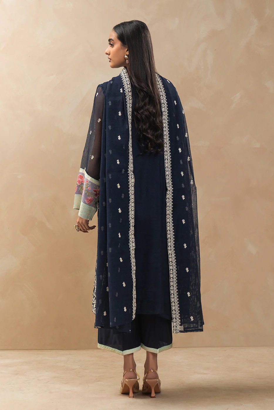 3 PIECE EMBROIDERED COTTON NET SUIT (LUXURY-PRET) - Image 3