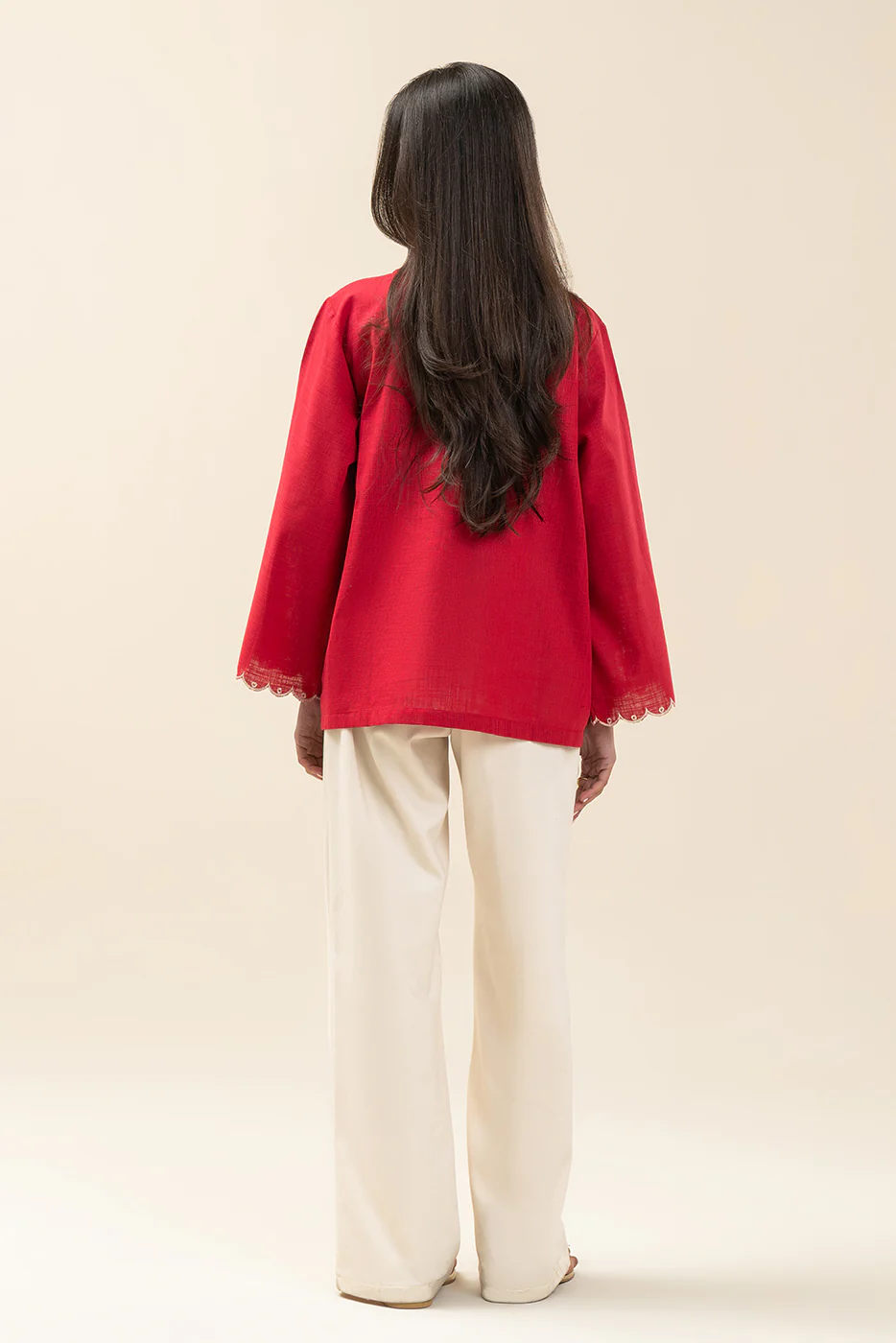 EMBROIDERED TWO WAY SLUB TOP (FLOW) - Image 4