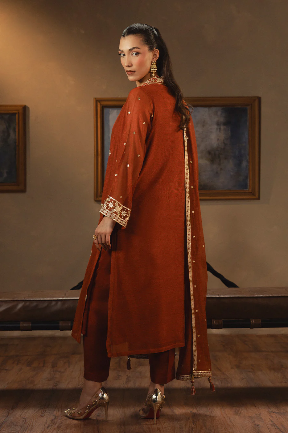 3 PIECE EMBROIDERED COTTON NET SUIT (LUXURY PRET) - Image 2