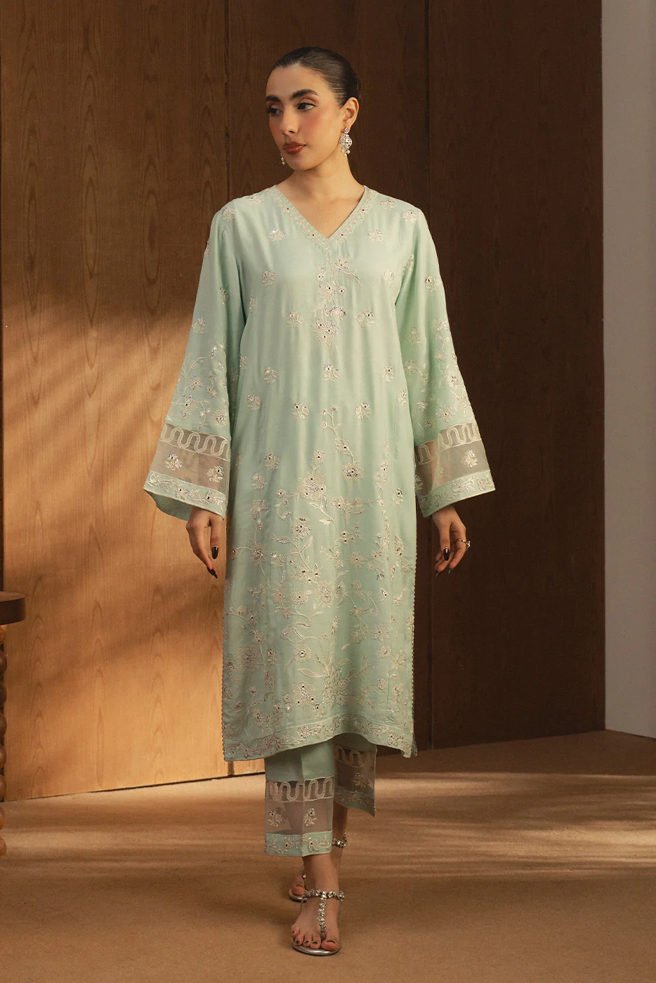 2 PIECE EMBROIDERED RAW SILK SUIT (LUXURY PRET) - Image 4