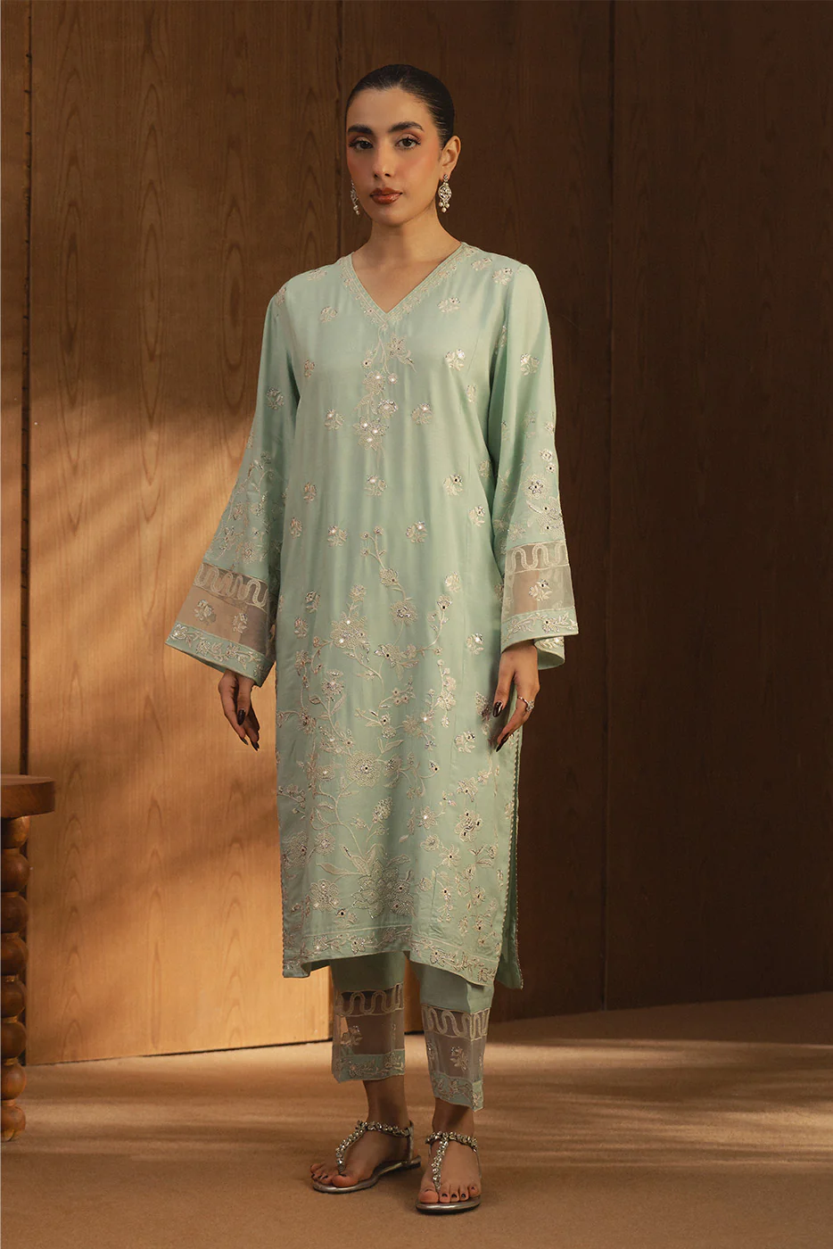 2 PIECE EMBROIDERED RAW SILK SUIT (LUXURY PRET) - Image 7