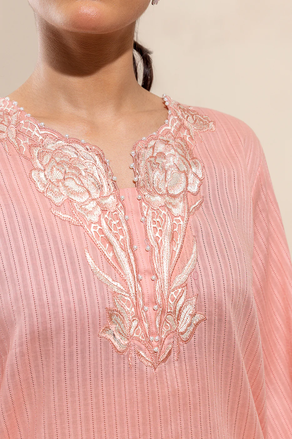 1 PIECE EMBROIDERED LENO KARRA SHIRT-CORAL FLORAL(UNSTITCHED) - Image 4