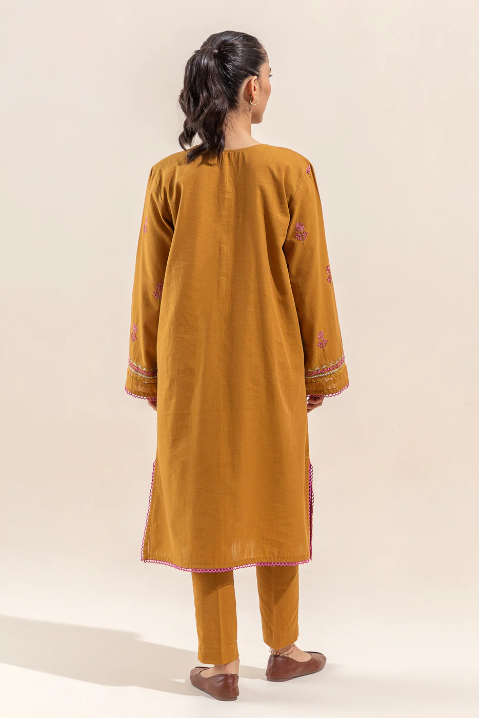 2 PIECE - EMBROIDERED KHADDAR SUIT - GLAZING AURA - Image 4
