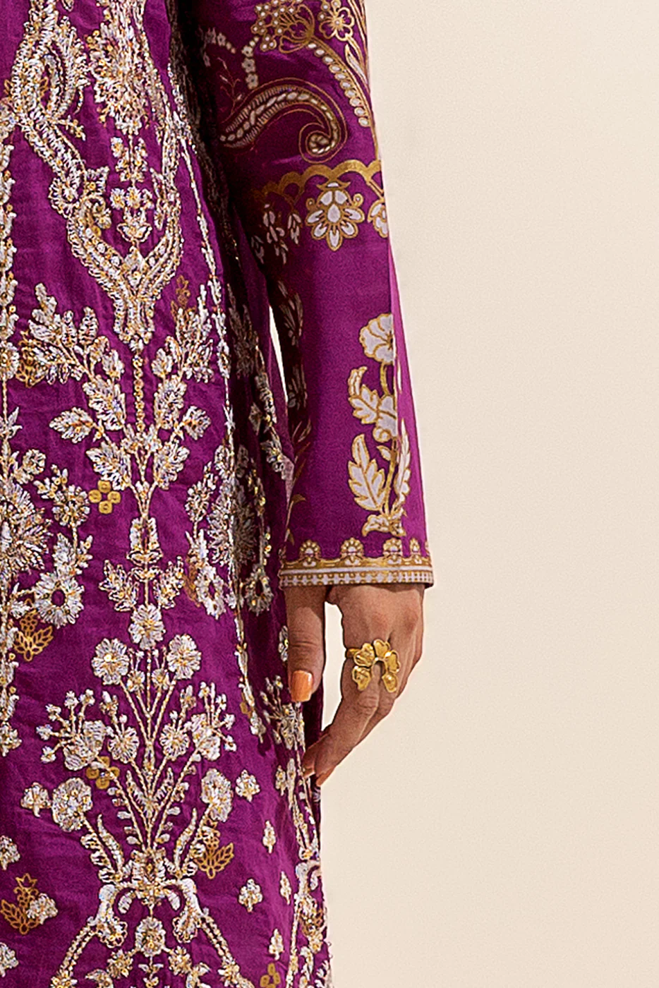 3 PIECE EMBROIDERED LAWN SUIT-MAGENTA DREAM (UNSTITCHED) - Image 4