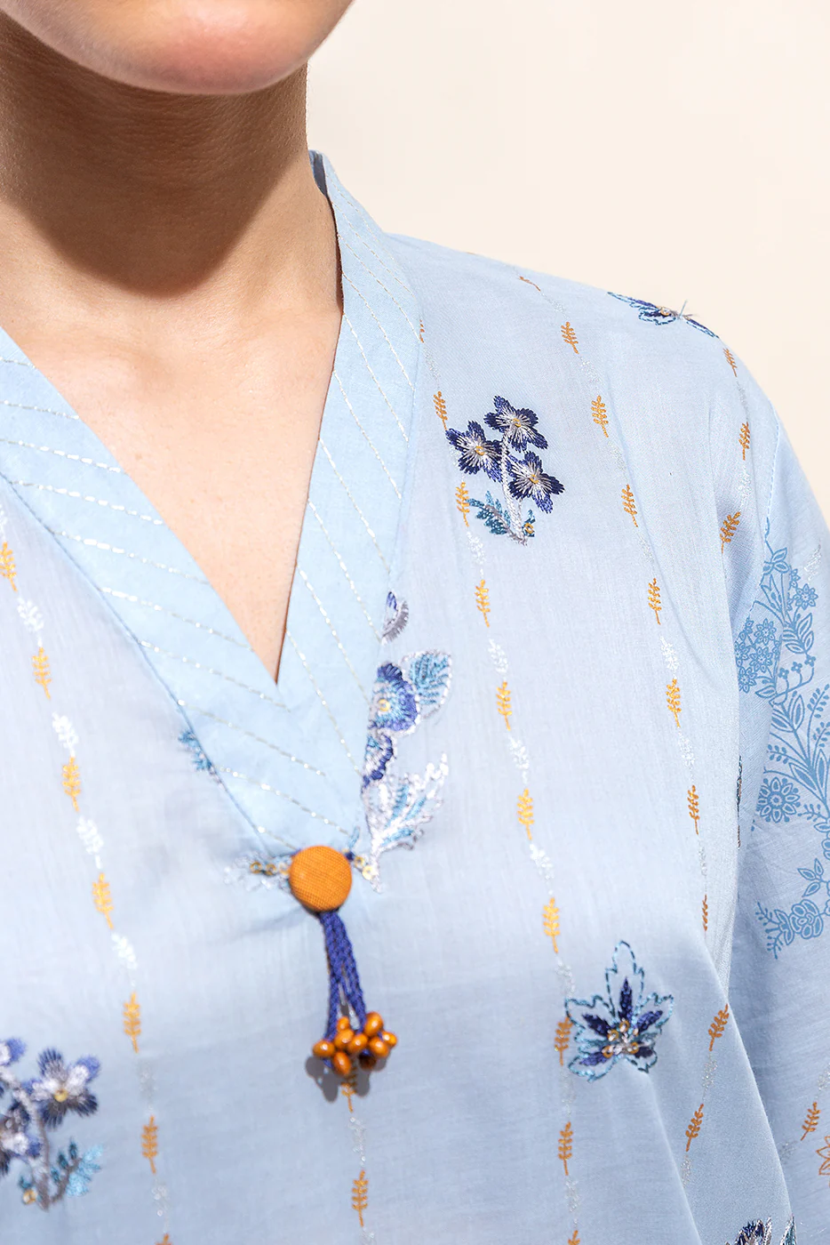 3 PIECE EMBROIDERED LAWN SUIT-SMOKEY BLOSSOM (UNSTITCHED) - Image 3