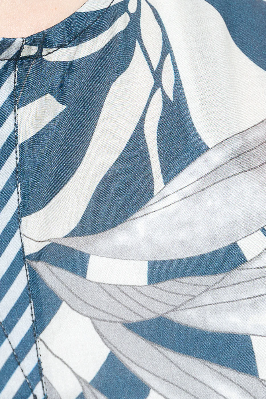 1 PIECE PRINTED LAWN SHIRT - AEGEAN PALMS (UNSTITCHED) - Image 3