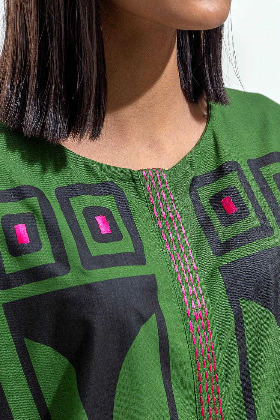 EMBROIDERED SLUB KHADDAR SHIRT (PRET) - Image 5