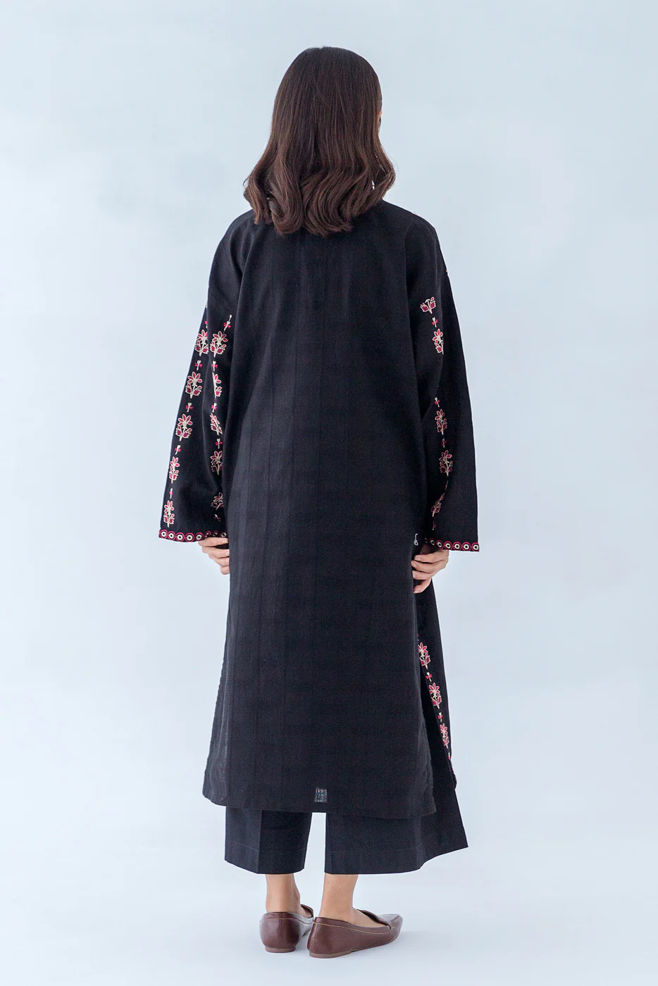 EMBROIDERED KHADDAR JACQUARD SHIRT (PRET) - Image 2