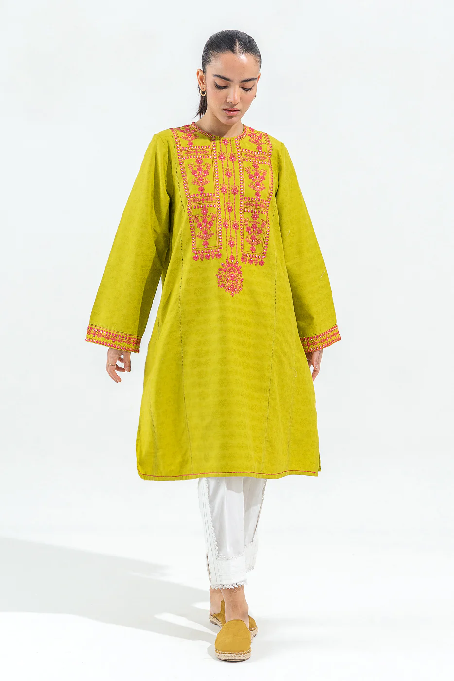 EMBROIDERED SLUB KHADDAR SHIRT (PRET) - Image 2