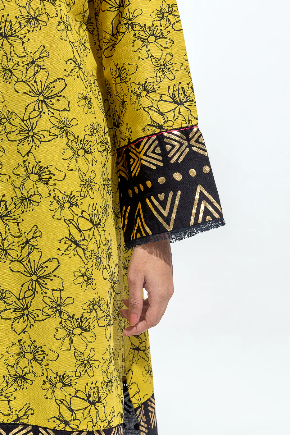 PRINTED SLUB KHADDAR SHIRT (PRET) - Image 5