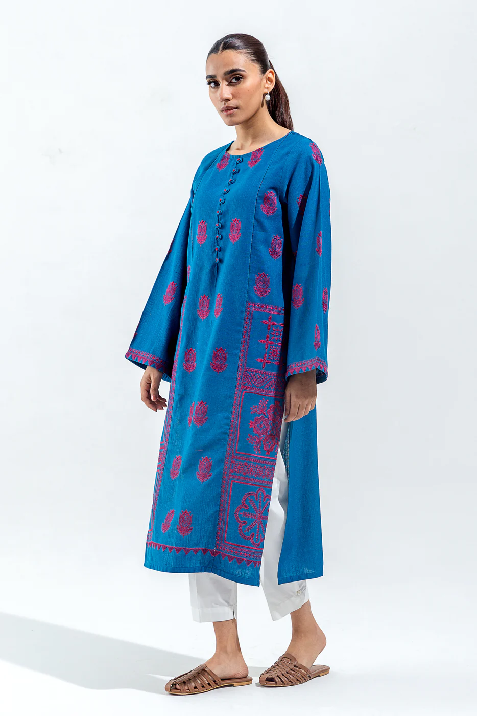 EMBROIDERED KHADDAR SHIRT (PRET) - Image 3