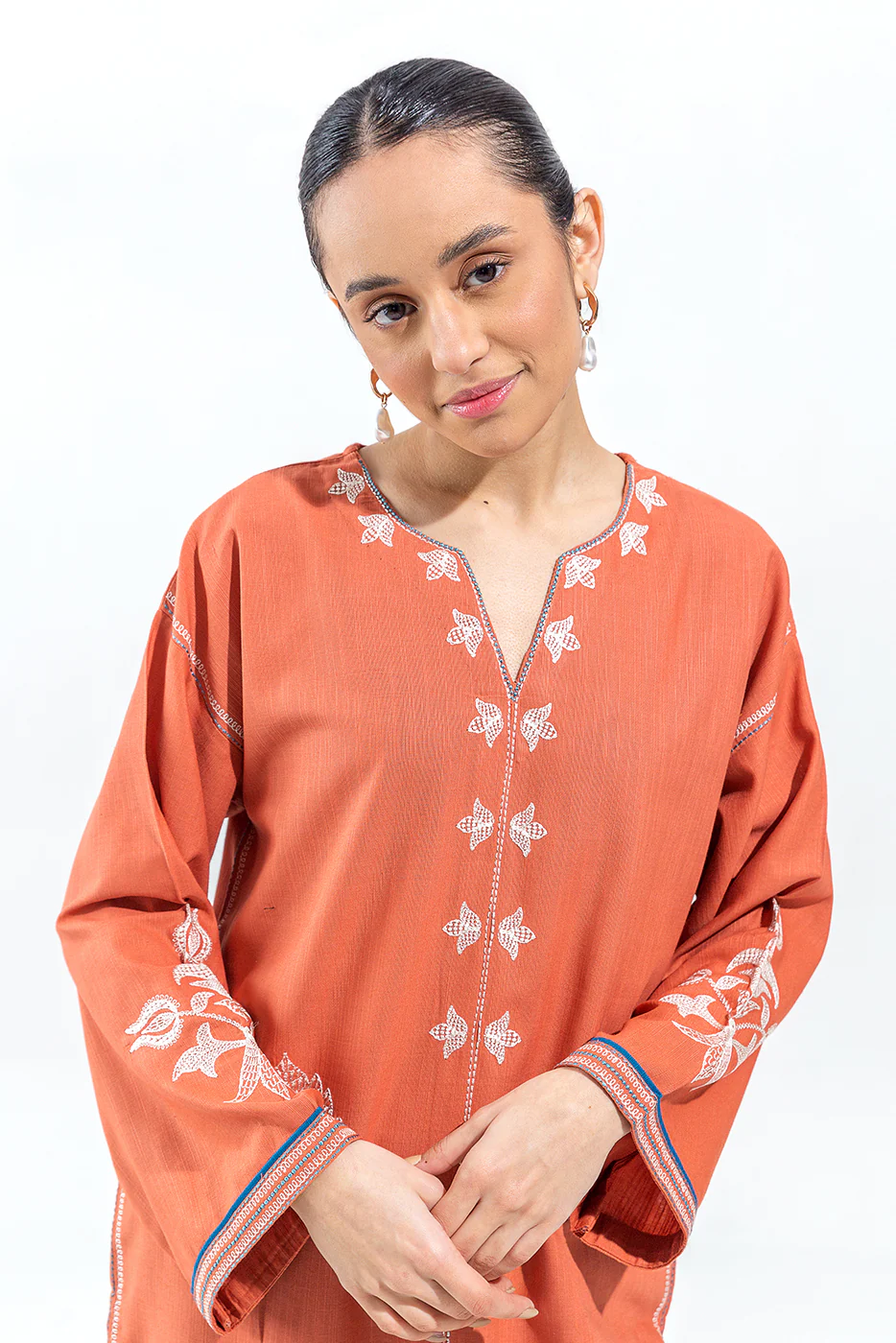 2 PIECE EMBROIDERED SLUB KHADDAR SUIT (PRET) - Image 2