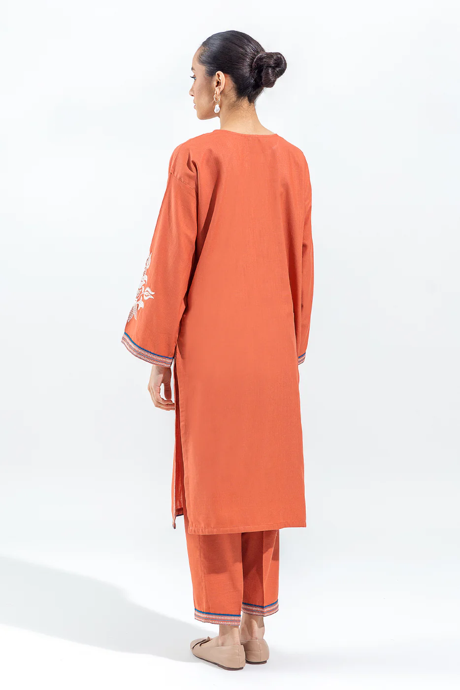 2 PIECE EMBROIDERED SLUB KHADDAR SUIT (PRET) - Image 3