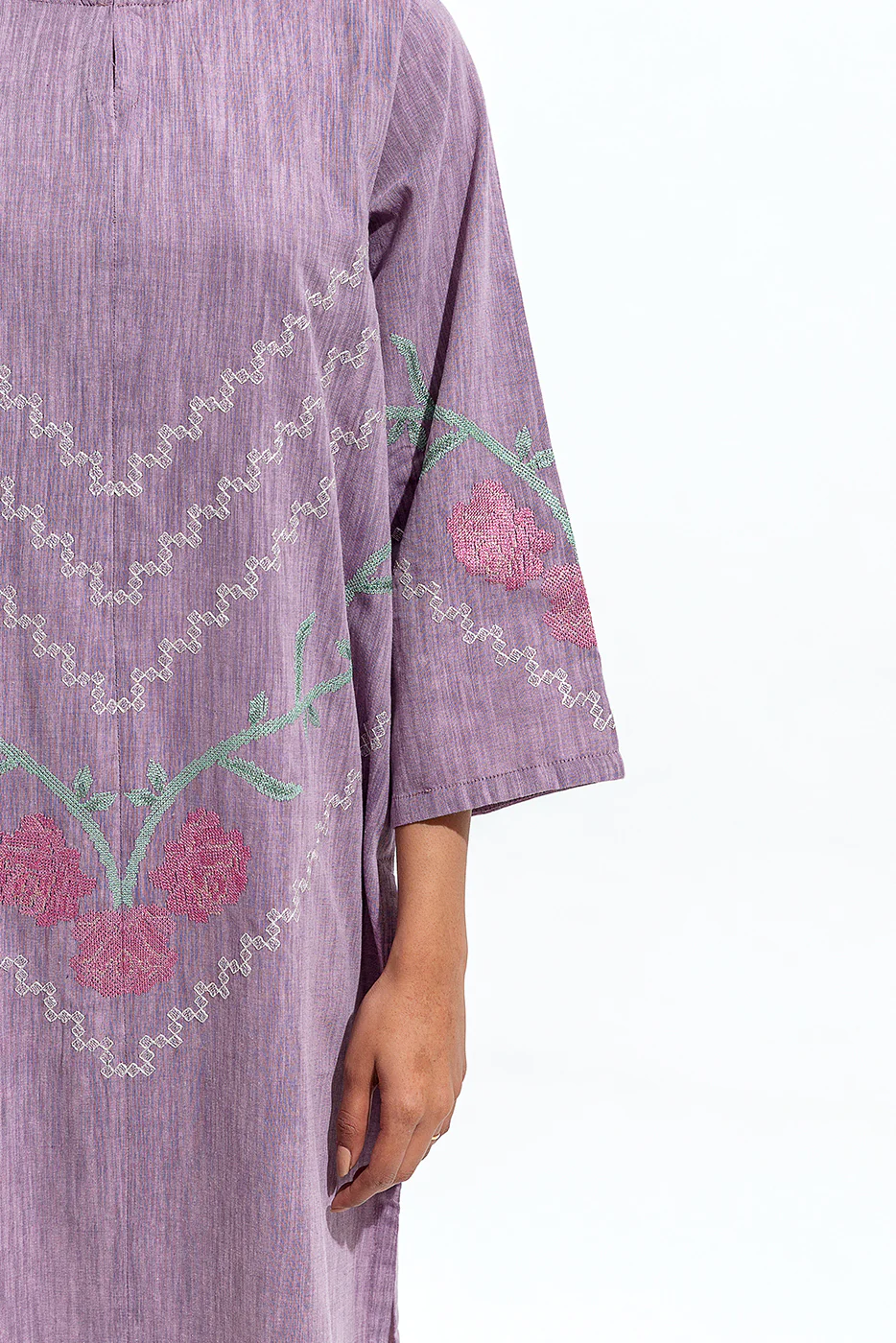 EMBROIDERED SLUB KHADDAR SHIRT (PRET) - Image 4