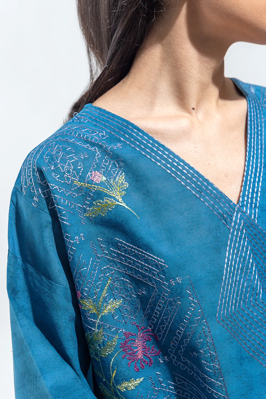 2 PIECE EMBROIDERED SELF JACQUARD SUIT (PRET) - Image 4