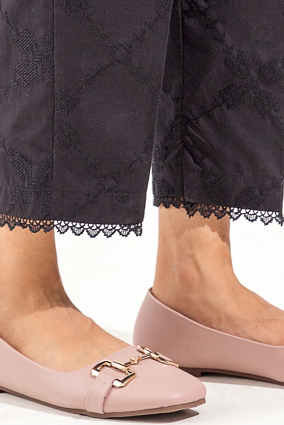 EMBROIDERED STRAIGHT PANTS - Image 2