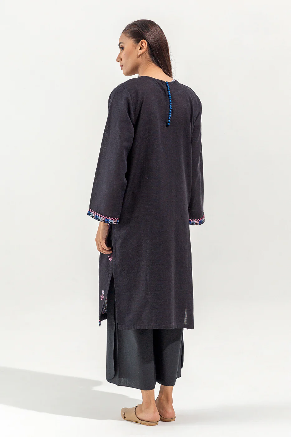 EMBROIDERED KHADDAR SHIRT (PRET) - Image 3