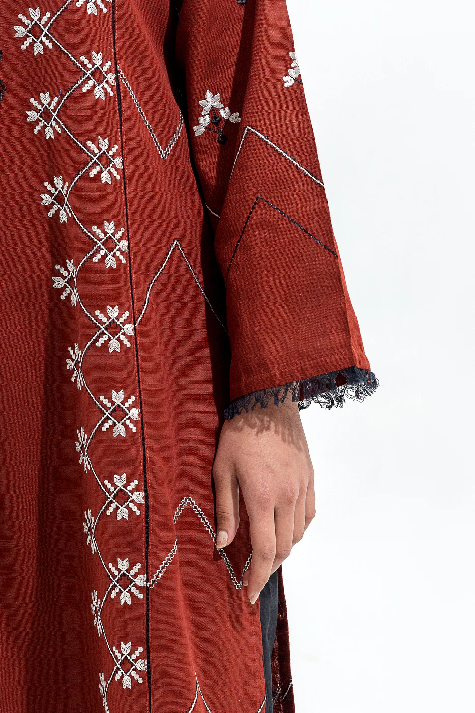 EMBROIDERED KHADDAR SHIRT (PRET) - Image 4
