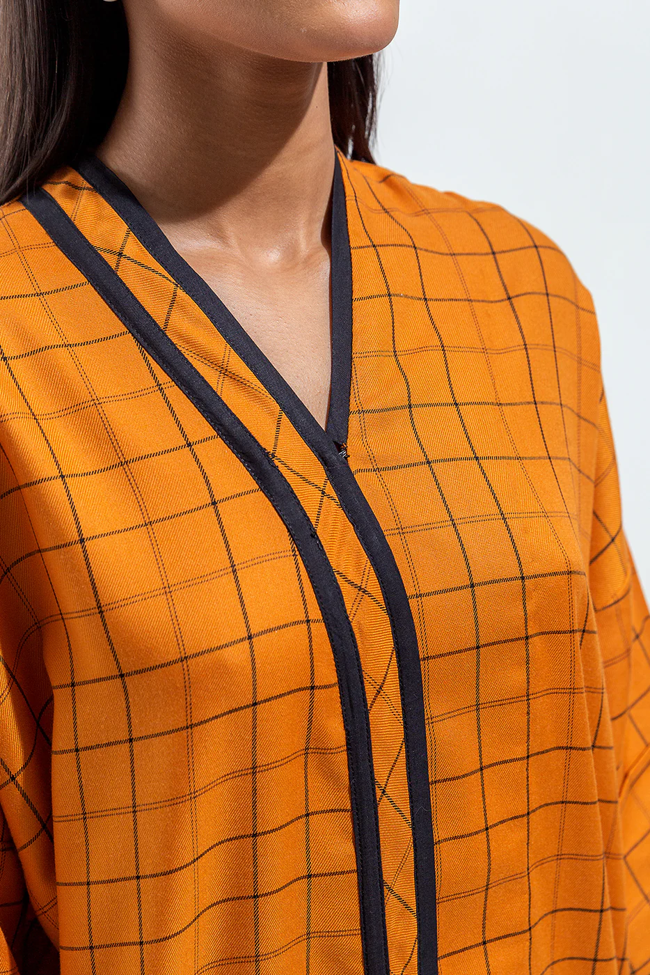 2 PIECE YARN DYED SUIT (PRET) - Image 3