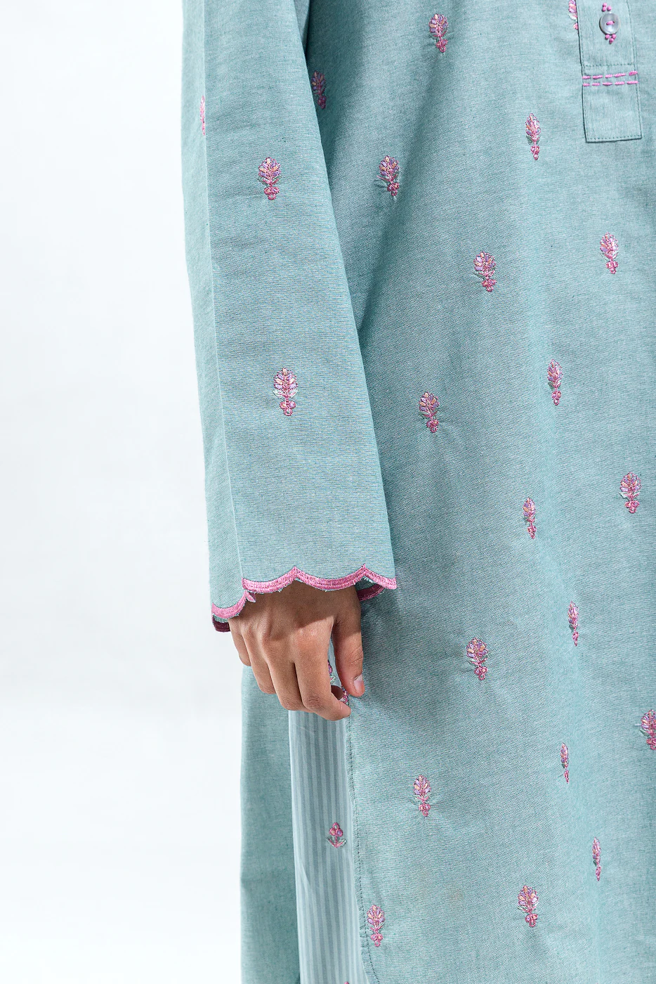 2 PIECE EMBROIDERED YARN DYED SUIT(PRET) - Image 2