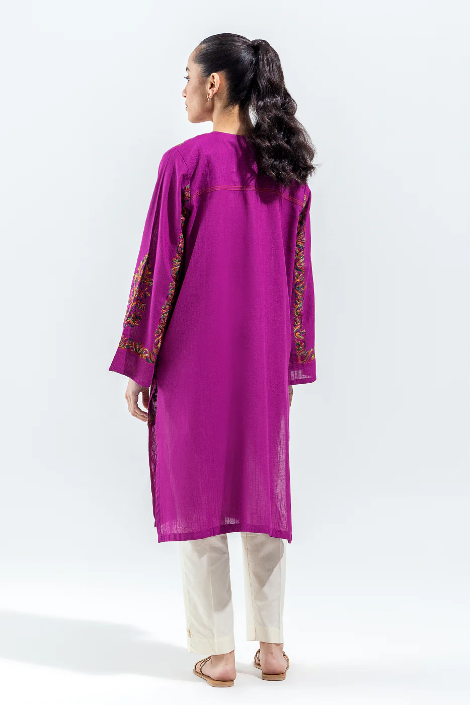 EMBROIDERED SLUB KHADDAR SHIRT (PRET) - Image 6