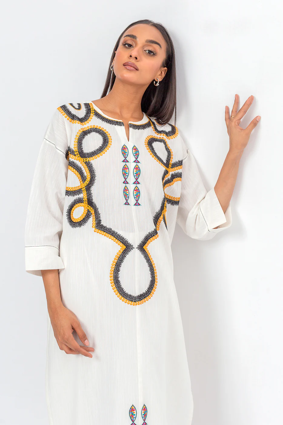 EMBROIDERED SLUB KHADDAR SHIRT (PRET) - Image 3