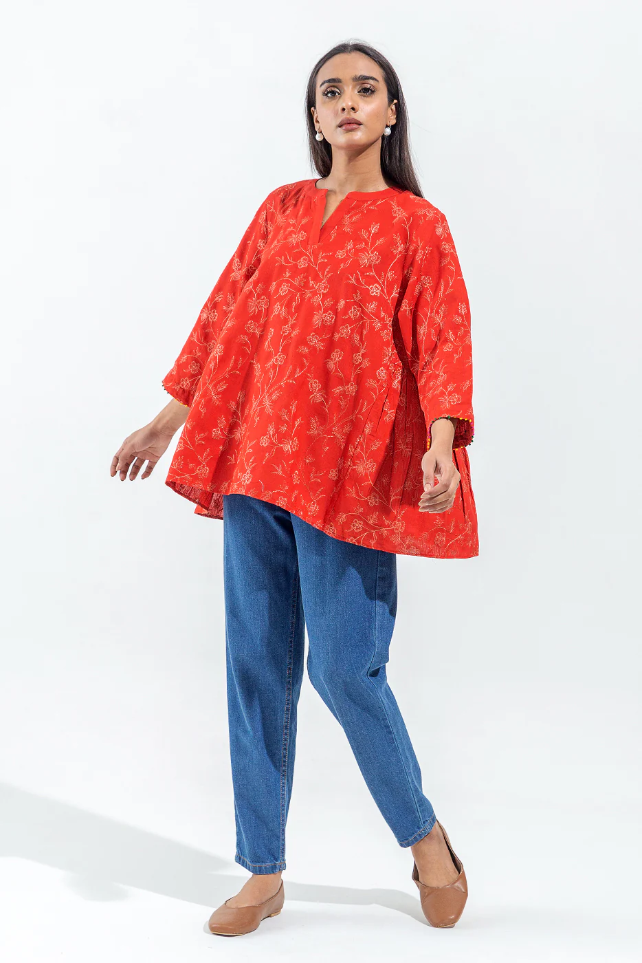 EMBROIDERED SLUB KHADDAR TOP (PRET) - Image 3
